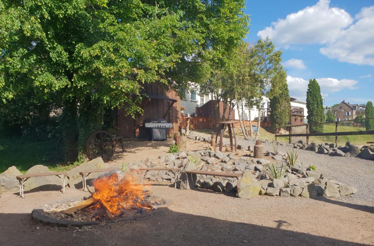 Besondere Ferienwohnung Spirit Auf Idyllischem Reiterhof Nahe Burg Eltz Munstermaifeld Екстер'єр фото